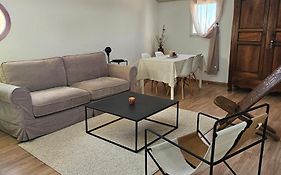 La Maison De Leonie 26